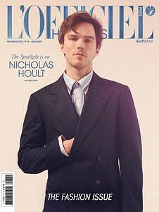 L'Officiel Hommes Paris - Mars 2023