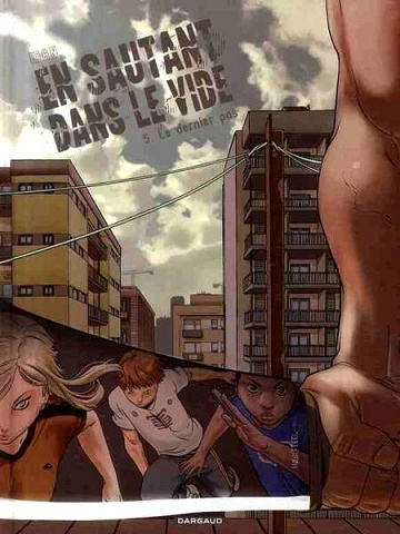 En sautant dans le vide - Tome 05